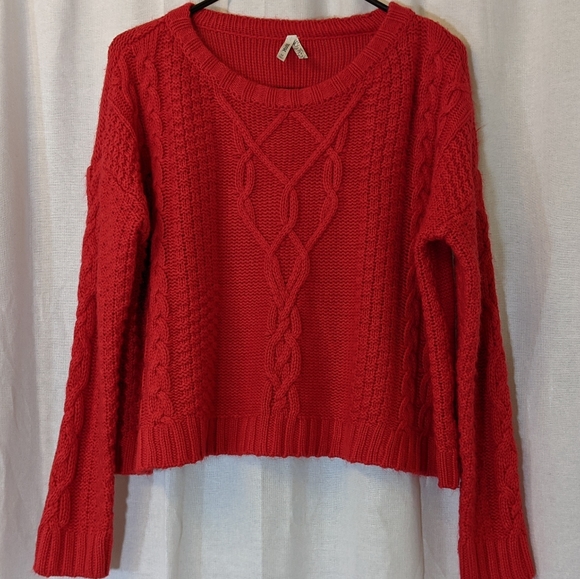 Mudd Sweaters - Mudd Red Cable Knit Sweater in Size Medium